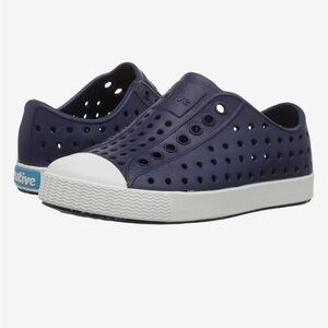 Native navy blue slip on sneakers